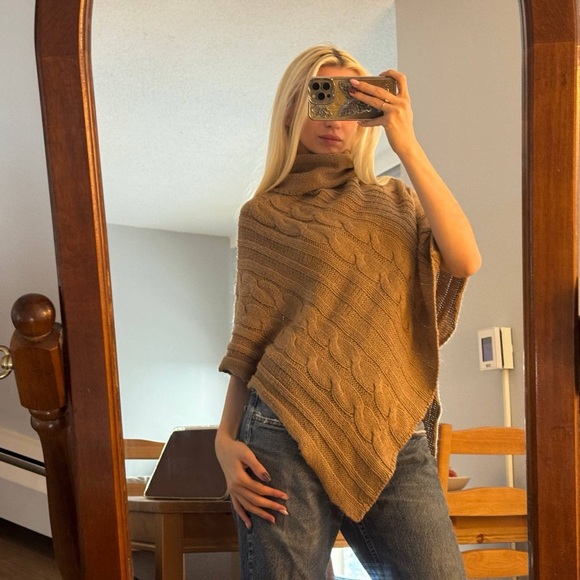 Derek Heart Brown Cable Knit Poncho - Picture 1 of 9